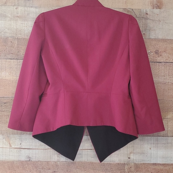 Calvin Klein blazer - Picture 8 of 12